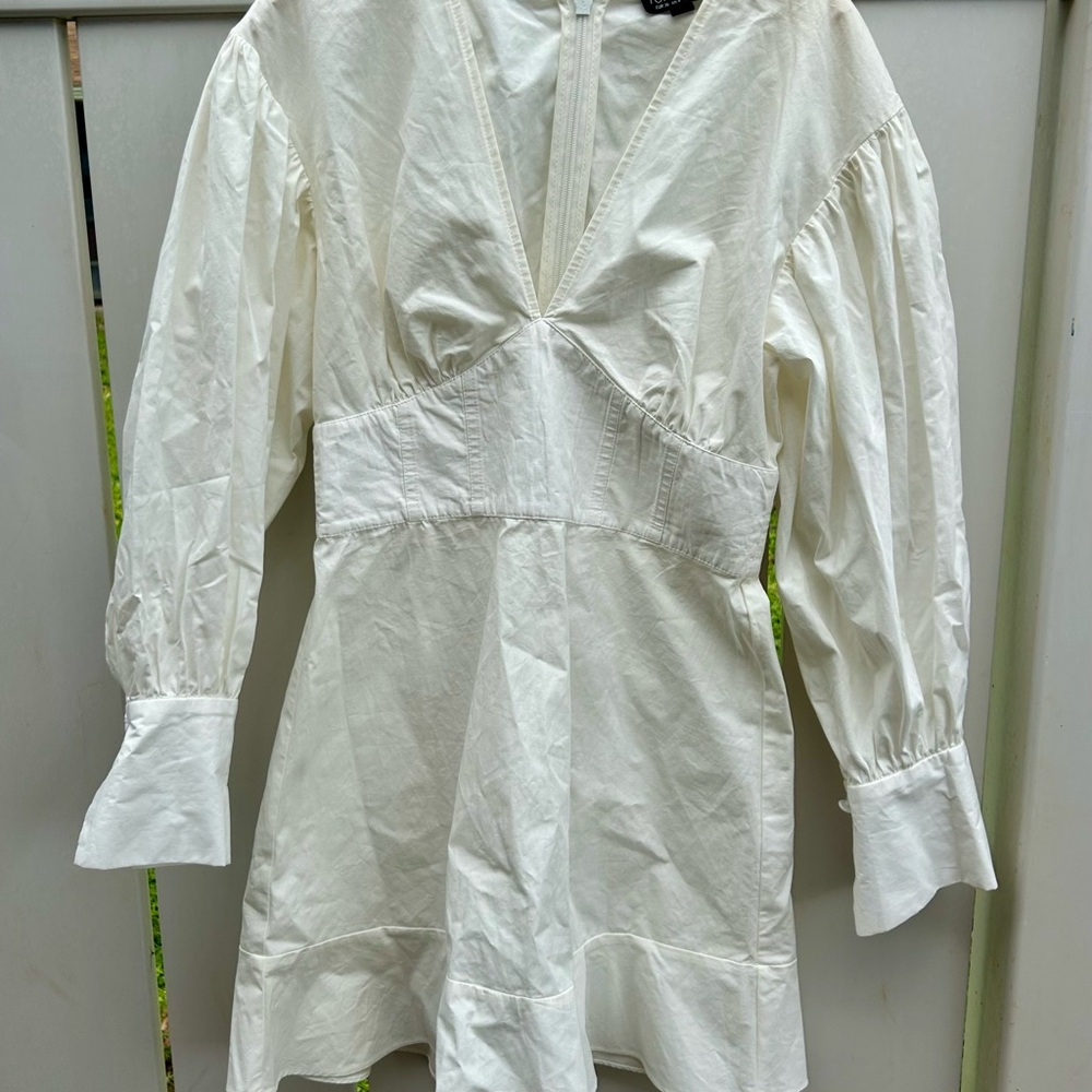 NwOT Topshop White V neck long sleeves cotton sz 4
